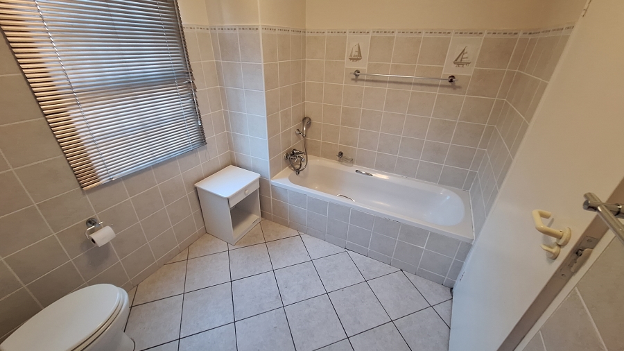 3 Bedroom Property for Sale in Gordons Bay Central Western Cape